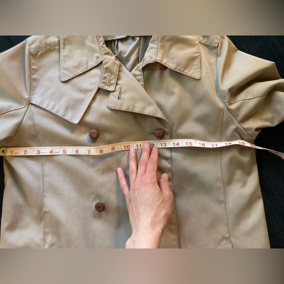 Trench coat - Picture 3 of 11